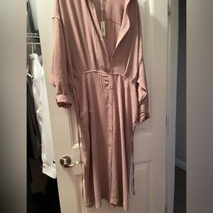 Max Studio, oversized dress, camel color with cinched waist, size XL, NWT